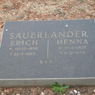 SAUERLANDER Erich 1898-1962 &amp; Henna 1907-1979