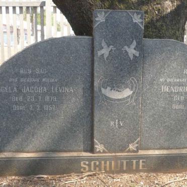 SCHUTTE Hendrik Johannes 1880-1950 &amp; Engela Jacoba Levina 1879-1957