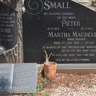 SMALL Pieter 1913-1970 & Martha Magdelena KRUGER 1909-1993 :: SMALL Danie 1938-1971 :: MAASDORP Rodney Vincent 1954-1981