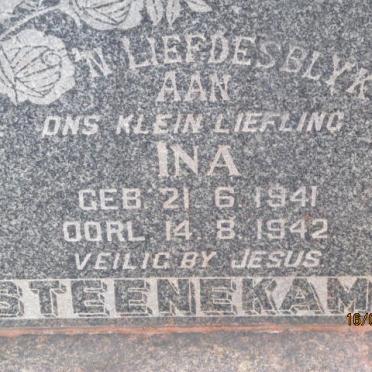 STEENEKAMP Ina 1941-1942