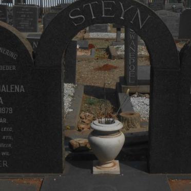 STEYN Marthinus Jacobus Dewald -1961 & Maria Magdalena Susanna -1979