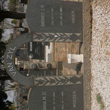 ZYL Andries J.H., van 1897-1982 &amp; Maria M.G. 1898-1968