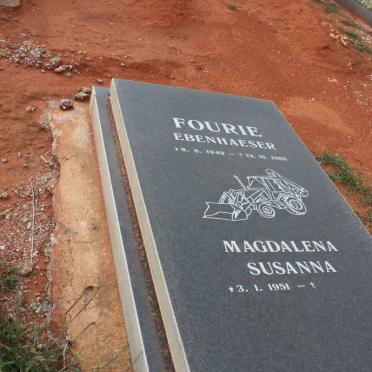 FOURIE Ebenhaeser 1949-2006 &amp; Magdalena Susanna 1951-