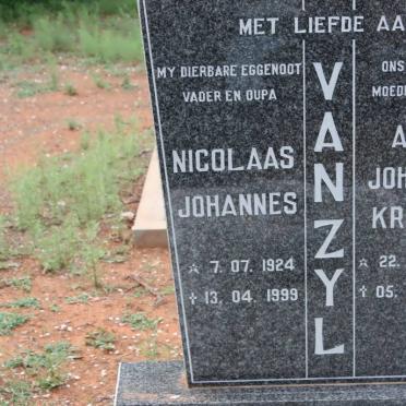 ZYL Nicolaas Johannes, van 1924-1999 &amp; Anna Johanna KRUGEL 1918-2009