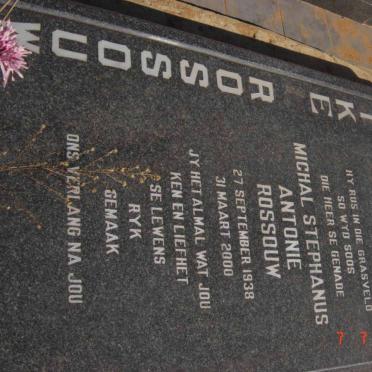 ROSSOUW Michal Stephanus Antonie 1938-2000