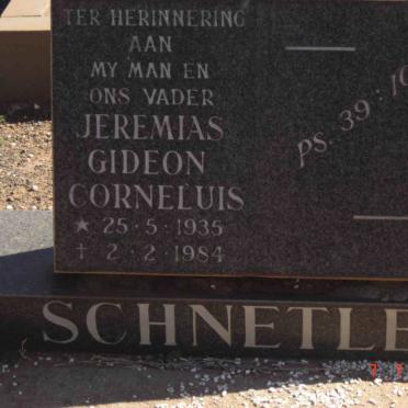 SCHNETLER Jeremias Gideon Corneluis 1935-1984  &amp; Gertrud Amalie Ruth REGEL 1934-2001