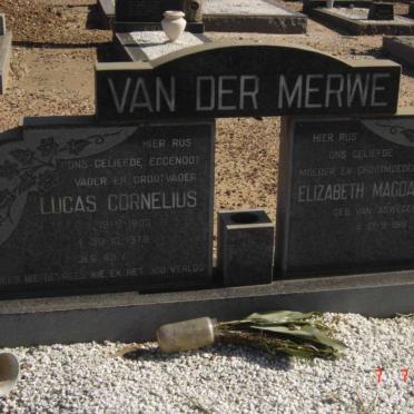 MERWE Lucas Cornelius, van der 1903-1978 &amp; Elizabeth Magdalena VAN ASWEGEN 1918-