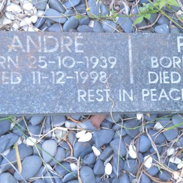 ? André 1939-1998 &amp; Peggy 1938-2002