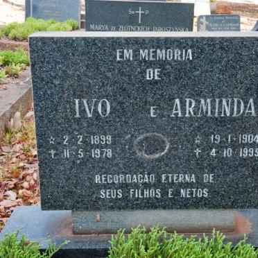 10. Unknown :: Illegible graves