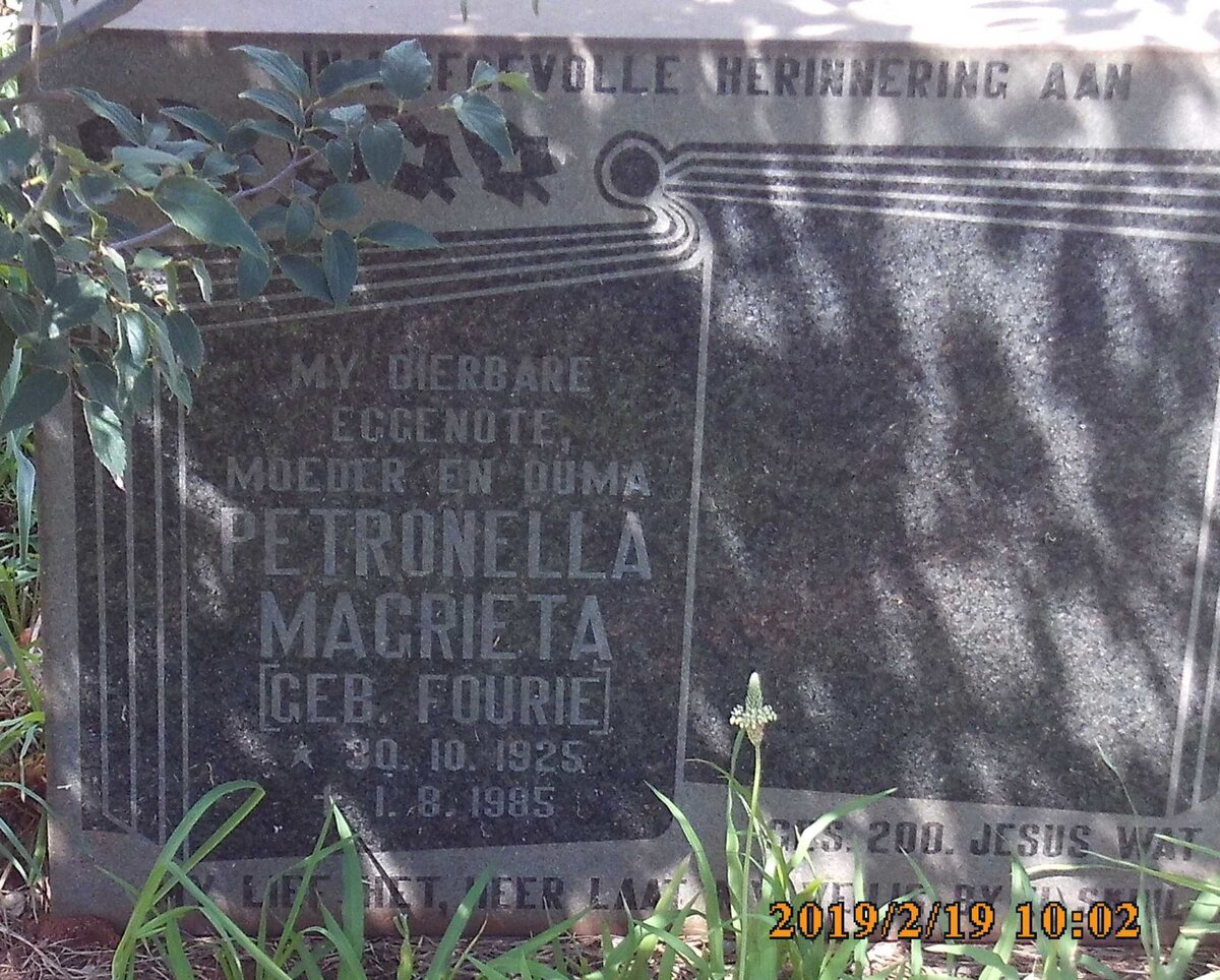 ? Petronella Magrieta nee FOURIE 1925-1985
