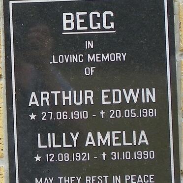 BEGG Arthur Edwin 1910-1981 &amp; Lilly Amelia 1921-1990
