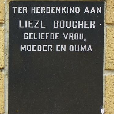 BOUCHER Liezl