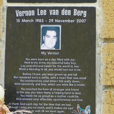 BERG Vernon Lee, van den 1983-2007