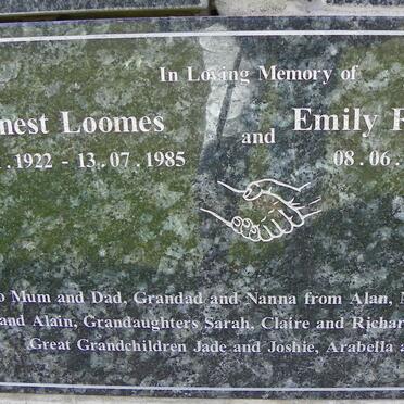LOOMES Ernest 1922-1985 &amp; Emily Florence 1921-2010