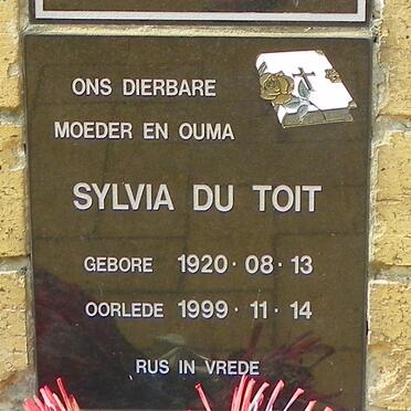 TOIT Sylvia, du 1920-1999
