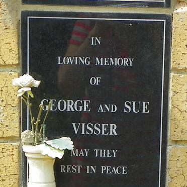 VISSER George &amp; Sue