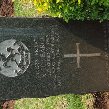 PEARCE R.H. -1943