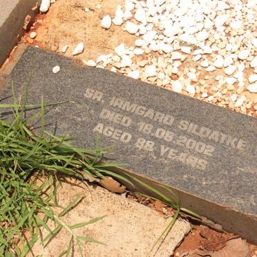 SILDATKE Irmgard -2002