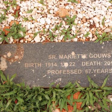 GOUWS Mariette 1914-2010