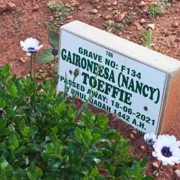 T - Vanne :: Surnames - T