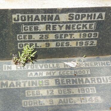ACKERMANN Martinus Bernhardus 1909-1945 &amp; Johanna Sophia REYNECKE 1909-1952