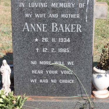 BAKER Anne 1934-1985