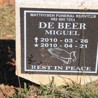 BEER Miguel, de 2010-2010