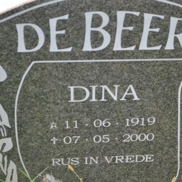 BEER Dina, de 1919-2000
