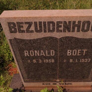 BEZUIDENHOUT Boet 1937- :: BEZUIDENHOUT Ronald 1958-