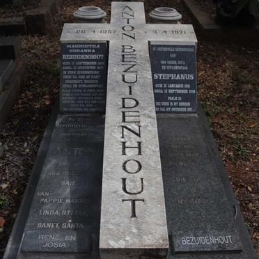 BEZUIDENHOUT Stephanus 1931-2018 &amp; Magrietha Susanna 1936-2012 :: BEZUIDENHOUT Anton 1957-1971