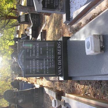 BERG Barend Friederick, van den 1916-1997 &amp; Catharina Johanna V.D. WESTHUIZEN 1900-1962