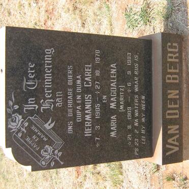 BERG Hermanus Carel, van den 1905-1970 &amp; Maria Magdalena MARITZ 1909-1983