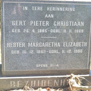 BEZUIDENHOUT Gert Pieter Christiaan 1895-1968 &amp; Hester Margaretha Elizabeth 1892-1980