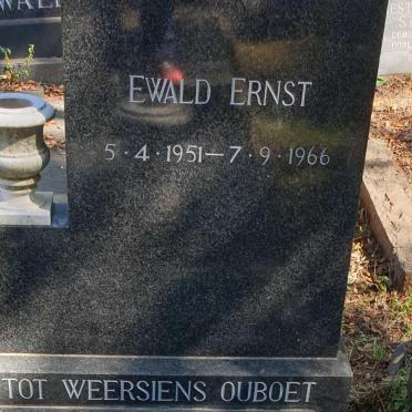 BIESENBACH Friedrich Wilhelm 1920-2002 &amp; Sarie Erasmus 1921-1994 :: BIESENBACH Ewald Ernst 1951-1966