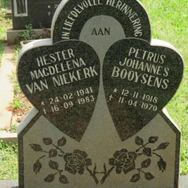 BOOYSENS Petrus Johannes 1918-1970 :: VAN NIEKERK Hester Magdalena 1941-1983