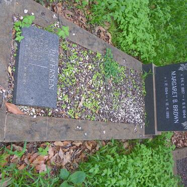 BROWN Edward 1887-1944 &amp; Margaret B. 1894-1990 :: PETERSEN Basil Nicholas 1916-1990