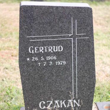 CZAKAN Gertrud 1906-1979