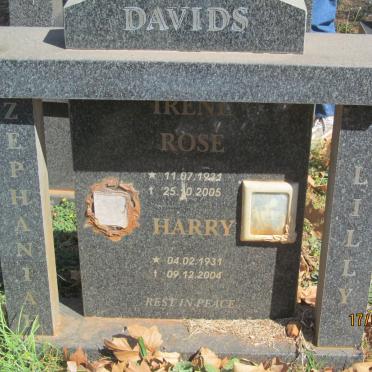 DAVIDS Harry 1931-2004 &amp; Irene Rose 1931-2005