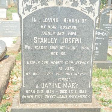 DOLD Stanley Joseph -1956 :: DOLD Daphne Mary 1934-1959