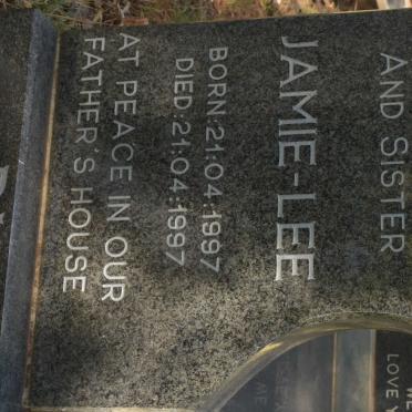 DUNN Jamie-Lee 1997-1997