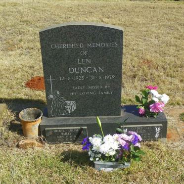 DUNCAN Len 1925-1979 :: BAILEY Sheryl-Louise 1958-1996 :: BAILEY Candice-Lee 1984-1996