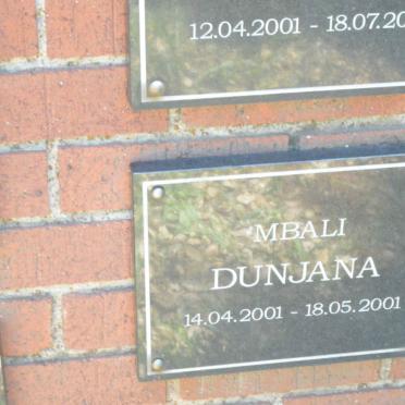 DUNJANA Mbali 2001-2001
