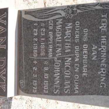 DYK Nicolaas Johannes, van 1903-1975 &amp; Martha Magdalena OPPERMAN 1906-1980