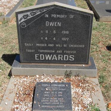 EDWARDS Owen 1916-1977 :: EDWARDS Edna 1961-1996