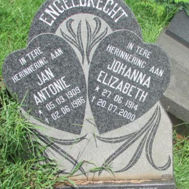 ENGELBRECHT Jan Antonie 1909-1986 &amp; Johanna Elizabeth 1914-2000