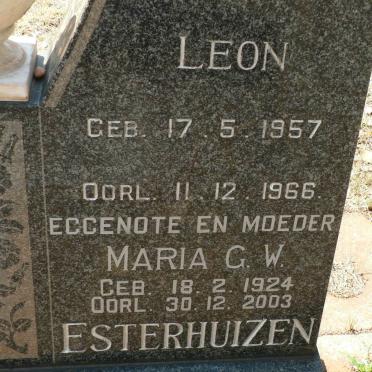 ESTERHUIZEN Maria G.W. 1924-2003 :: ESTERHUIZEN Leon 1957-1966
