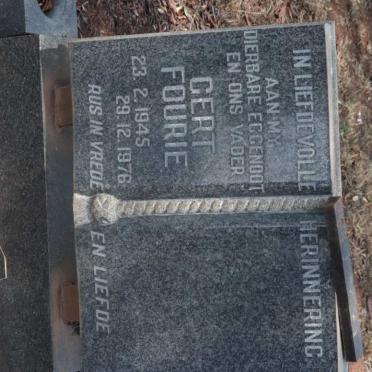 FOURIE Gert 1945-1976