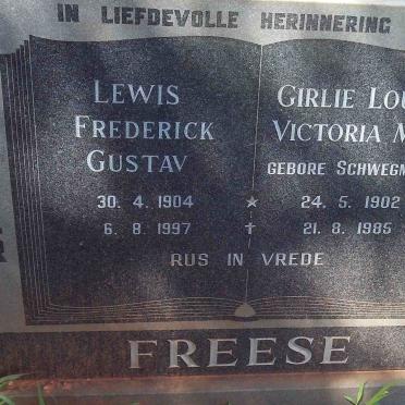 FREESE Lewis Frederick Gustav 1904-1997 &amp; Girlie Louisa Victoria May SCHWEGMANN 1902-1985