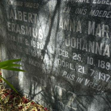 FRITZ Albert Erasmus 1890-1945 &amp; Anna Maria Johanna 1896-1975