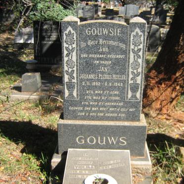 GOUWS Johannes Petrus Muller 1892-1949 &amp; Violina 1896-????